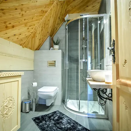 I Pod Tatrami 수헤